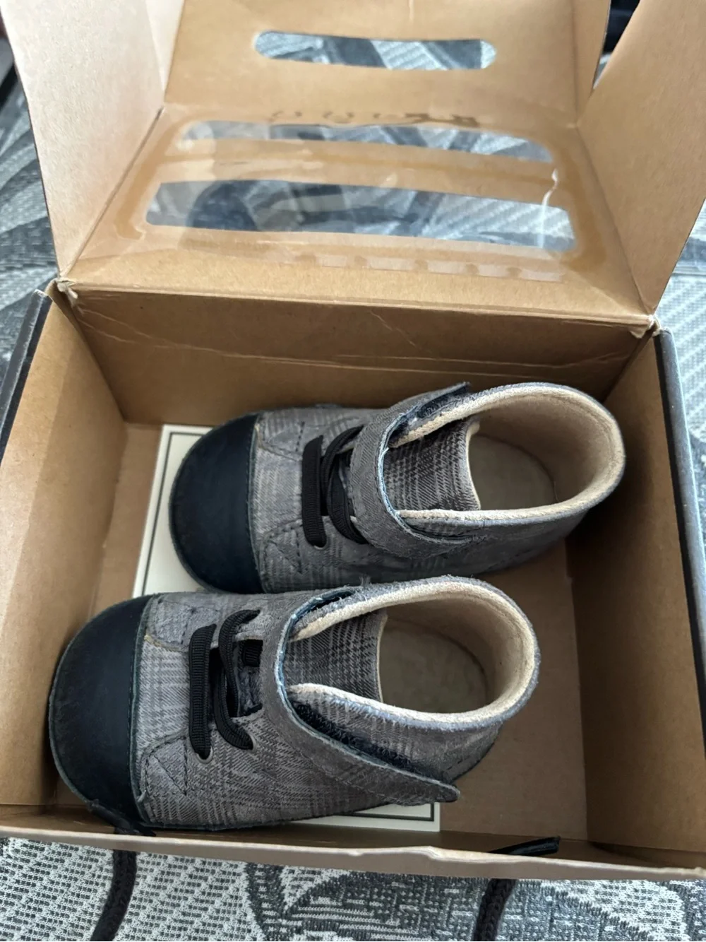 UGG comfortable gray